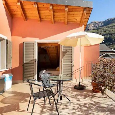 אומניה Residenze Blue Lake מראה חיצוני תמונה