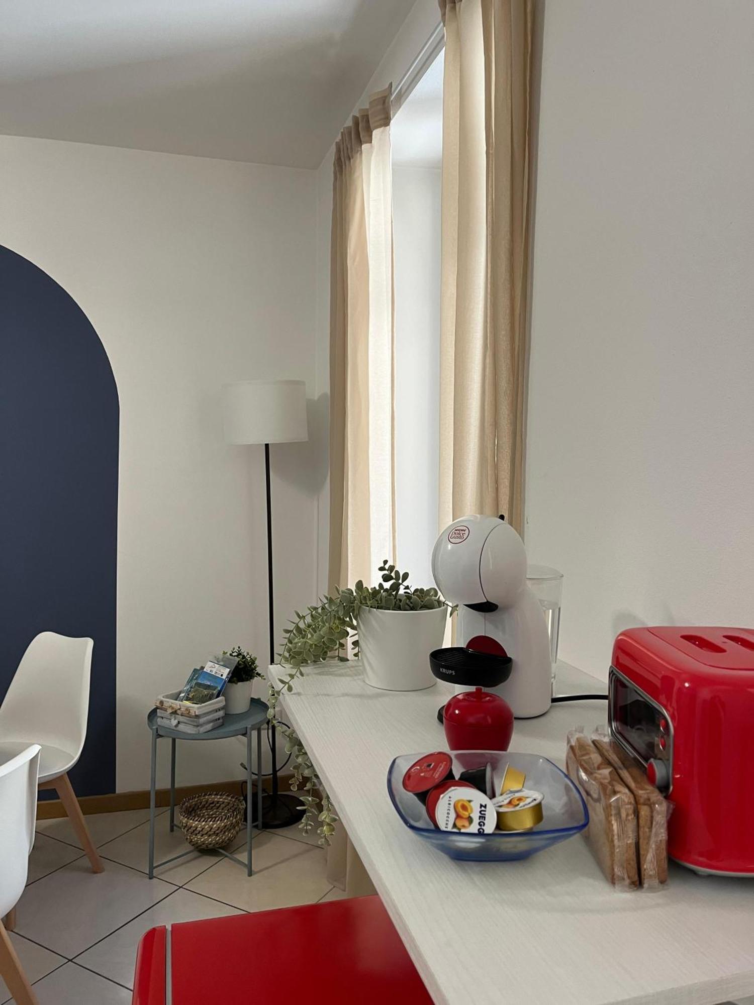 אומניה Residenze Blue Lake מראה חיצוני תמונה