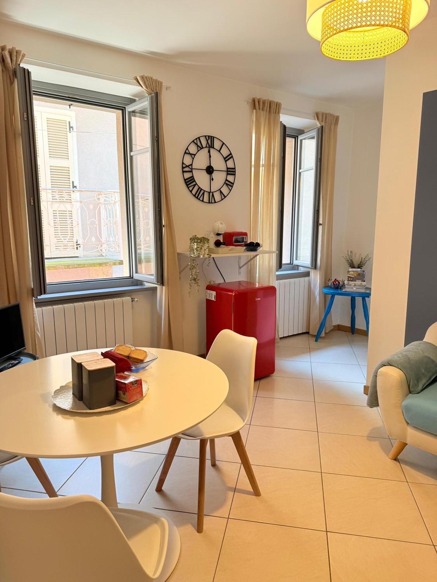 אומניה Residenze Blue Lake מראה חיצוני תמונה